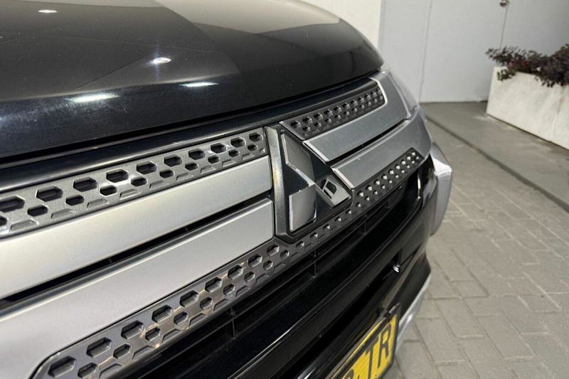 2020 Mitsubishi Outlander ZL MY20 ES 2WD ADAS Black 6 Speed Constant Variable Wagon62936661557763113