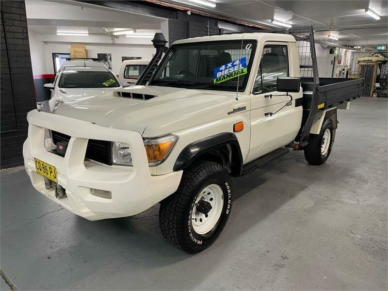 2018 Toyota Landcruiser VDJ79R MY18 Workmate (4x4) White 5 Speed Manual Cab Chassis62934700733699111