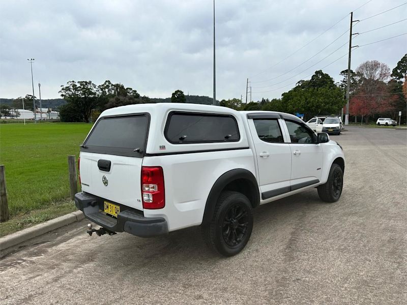 2017 Holden Colorado RG MY17 LS (4x2) White 6 Speed Manual Crew Cab Pickup62935683342083112