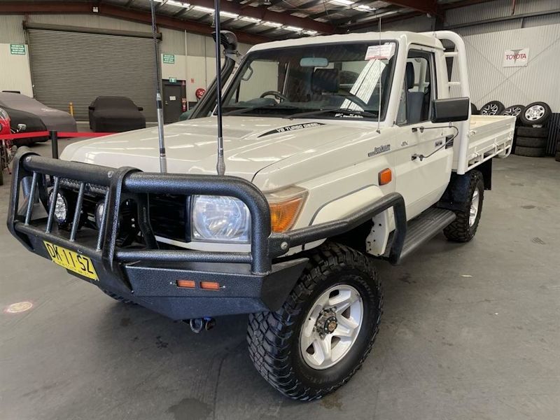 2015 Toyota Landcruiser VDJ79R MY12 Update GX (4x4) White 5 Speed Manual Cab Chassis62933707359235110