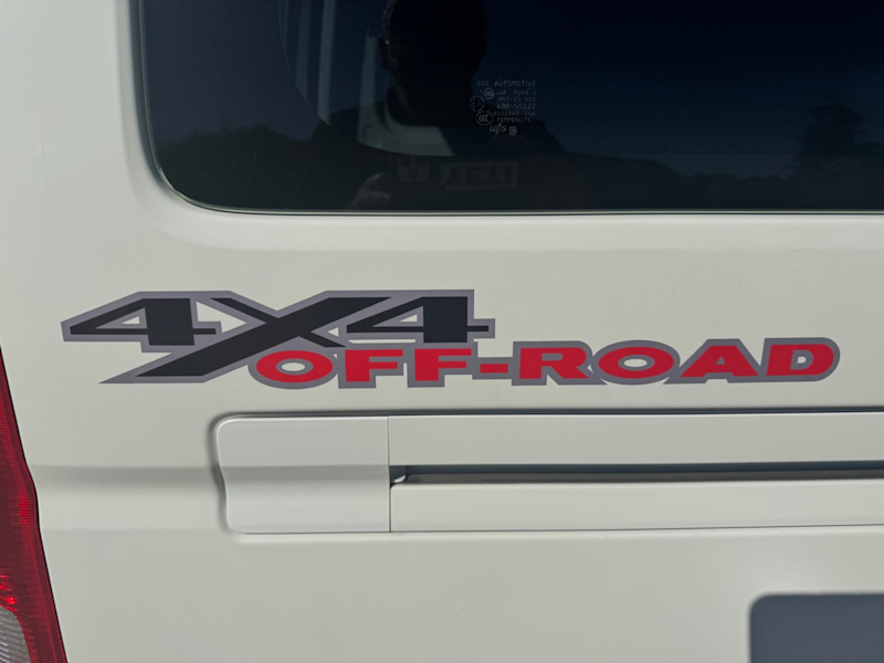 2022 TOYOTA 4WD HIACE LWB 4X4, diesel, auto62936659707523111
