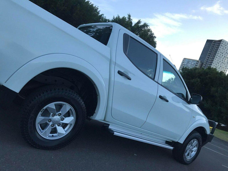 2016 Mitsubishi Triton MQ MY16 Upgrade GLX Plus (4x4) White 6 Speed Manual Dual Cab Utility62882766190083113