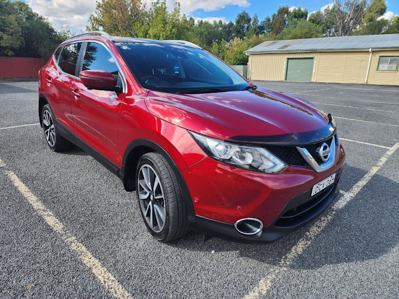 2016 Nissan Qashqai TL63437623448577110