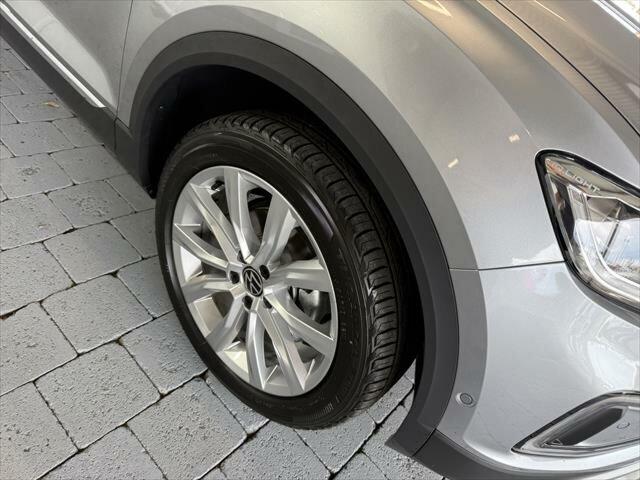 2025 Volkswagen T-ROC D11 MY23 110TSI Style Pyrit Silver Metallic 8 Speed Automatic SUV62939538379649113