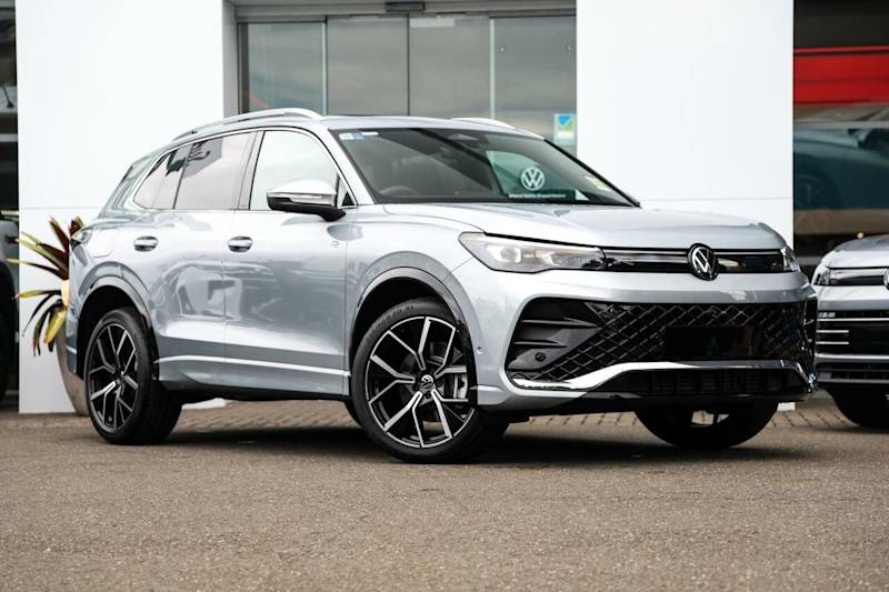 2024 Volkswagen Tiguan CT MY25 195TSI R-Line DSG 4MOTION Oyster Silver 7 Speed62882737737219110