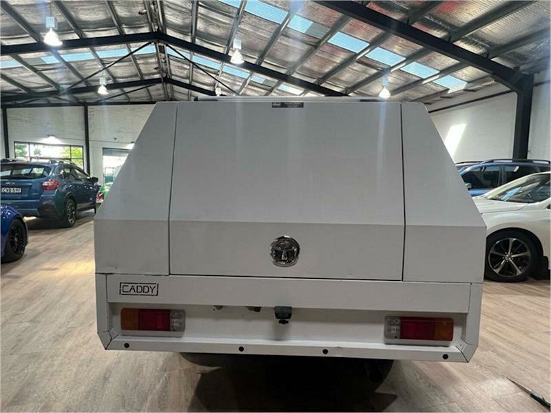2015 Toyota Hilux TGN16R MY14 Workmate 4x2 Solid White 5 Speed Manual Cab Chassis62940490327810113