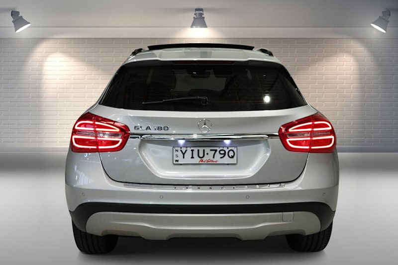 2017 Mercedes-Benz GLA-Class X156 807MY GLA180 DCT Polar Silver - Metallic Paint 7 Speed62933705751555113