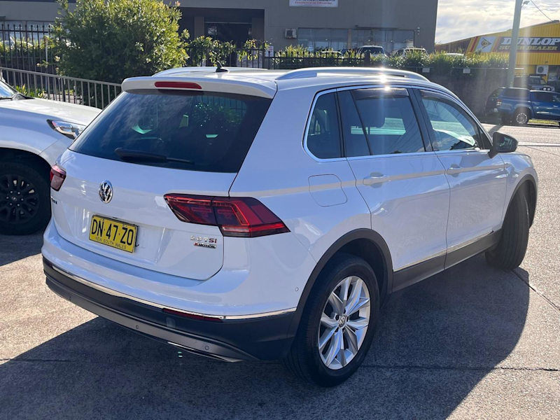 2017 Volkswagen Tiguan 5N MY17 162TSI DSG 4MOTION Highline White 7 Speed62933710134531114