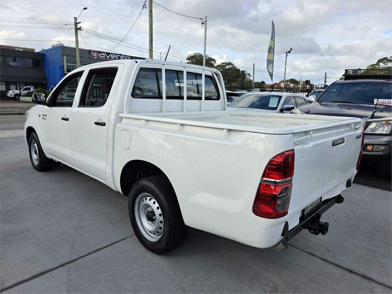 2012 Toyota Hilux GGN15R MY12 SR Double Cab 4x2 White 5 Speed Automatic Utility62935689467778114