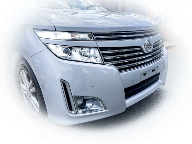 2010 Nissan Elgrand PE52 HIGHWAY STAR 350 Silver Automatic Wagon62935687665921113