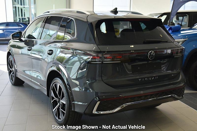 2025 Volkswagen Tiguan CT MY25 195TSI R-Line DSG 4MOTION Persimmon Red Premium Metallic 7 Speed62933704516866112