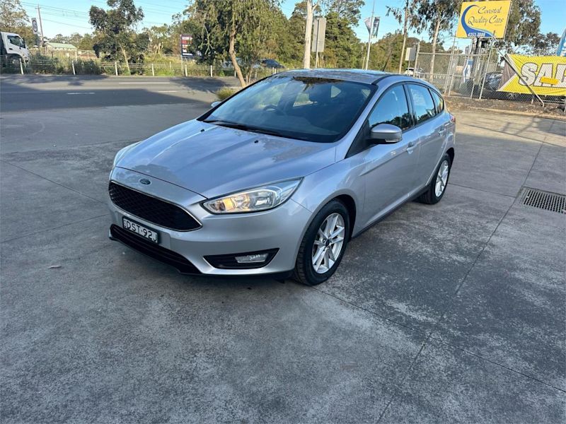 2017 Ford Focus LZ Trend Silver, Chrome 6 Speed Automatic Hatchback62937623067266113