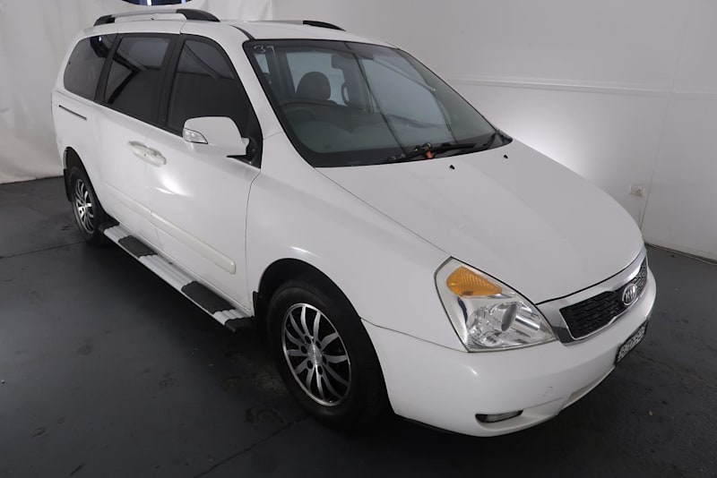 2011 Kia Grand Carnival VQ MY12 SLi White 6 Speed Sports Automatic Wagon62933707052930111
