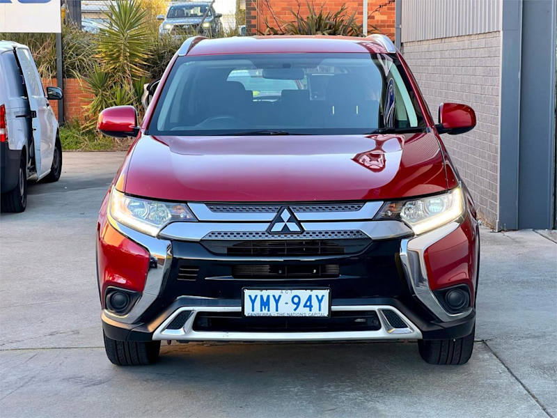 2018 Mitsubishi Outlander ZL MY18.5 ES 7 Seat (2WD) Red Continuous Variable Wagon62940490347522111
