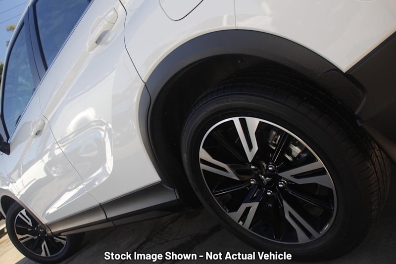 2024 Mitsubishi Eclipse Cross YB MY24 ES 2WD White 8 Speed Constant Variable Wagon62882732414722113