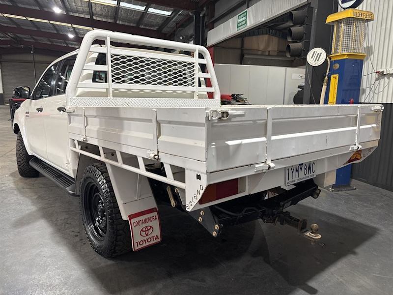 2018 Toyota Hilux GUN126R MY17 SR (4x4) White 6 Speed Automatic Dual Cab Chassis62938584110978112