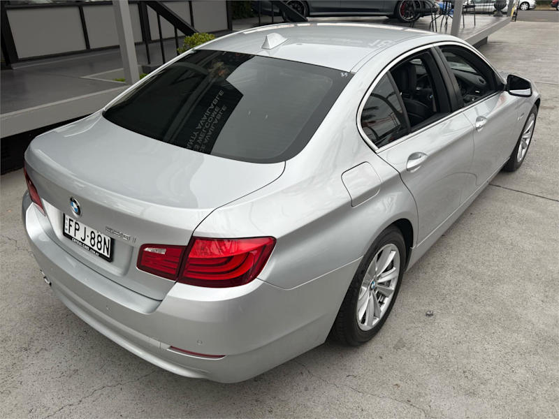2012 BMW 5 Series F10 MY0911 520i Steptronic Silver, Chrome 8 Speed Sports Automatic Sedan62882730377345114