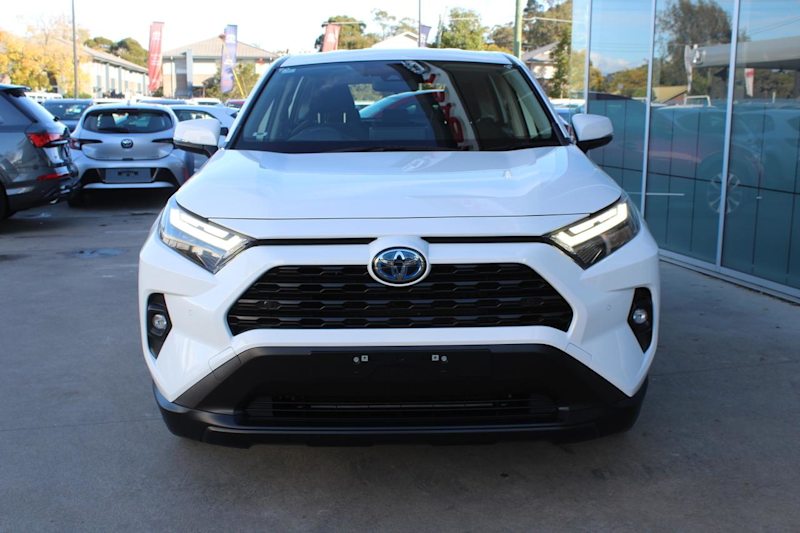 2023 Toyota RAV4 Glacier White Wagon62882765395842112