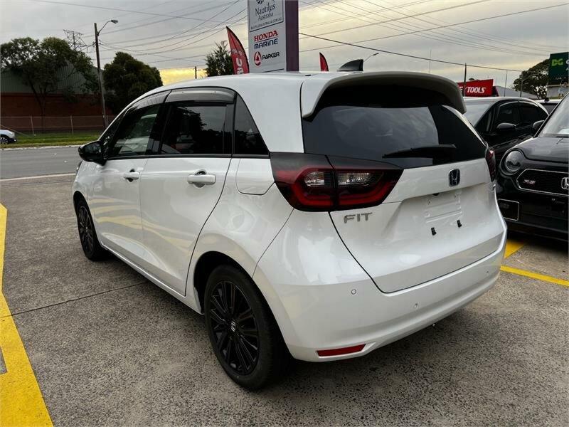 2021 Honda Fit HOME White Automatic Hatchback62882767760770112
