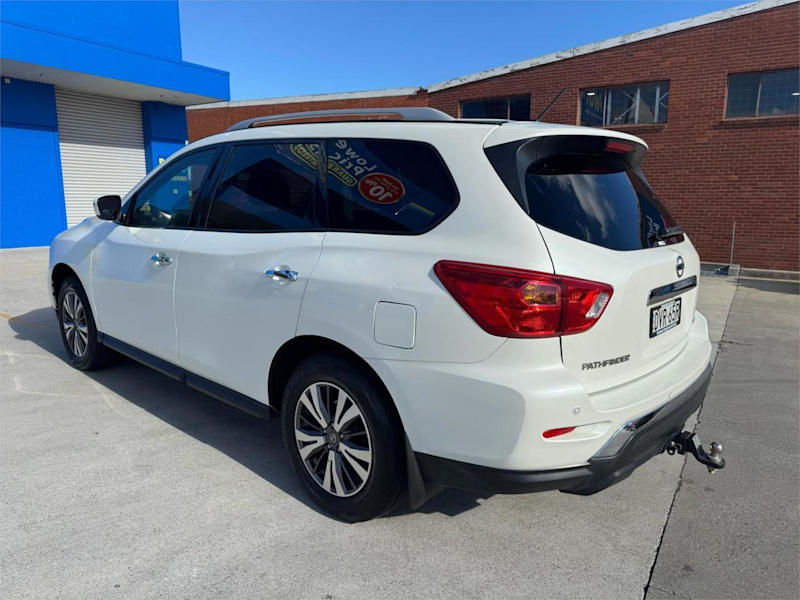 2018 Nissan Pathfinder R52 MY17 Series 2 ST (4x2) White Continuous Variable Wagon62939537540097113