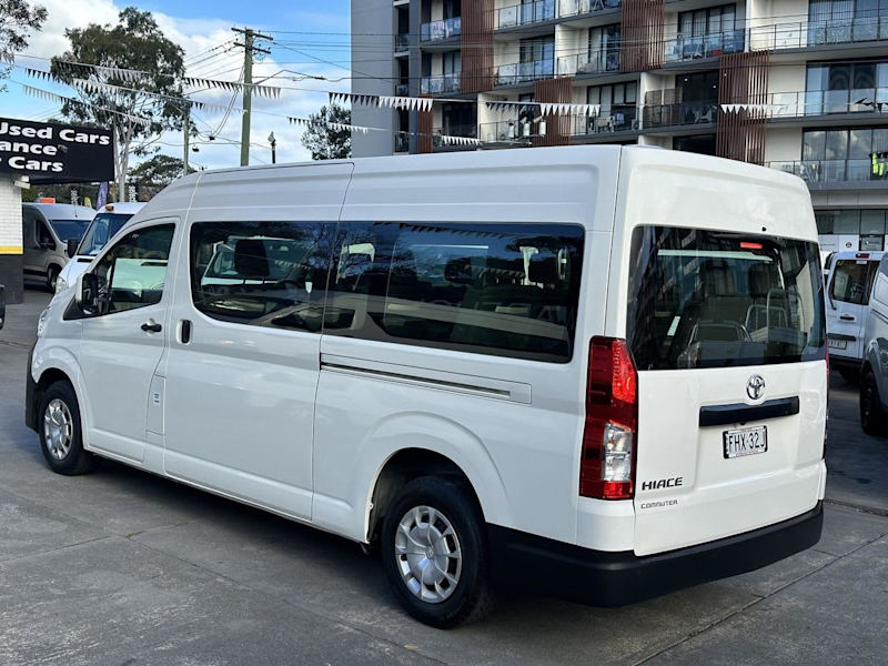 2019 Toyota HiAce GDH322R Commuter (12 Seats) White 6 Speed Automatic Bus62882766313345111