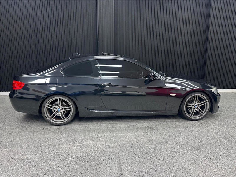2011 BMW 3 Series E92 MY11 320d Steptronic Black 6 Speed Sports Automatic Coupe62939538765571114