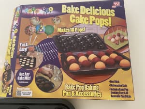 Cake pops baking pan and accessories 