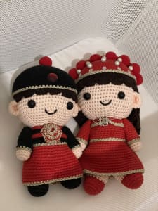 Wedding dolls, hand knit, Chinese themed