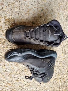 Hiking shoes -Kathmandu mens size 7.5 (U.S.)