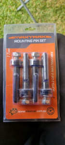 MAXTRAX Mounting Pin Set Fixing Pins Suites 2 or 4 MKII 4WD Recovery