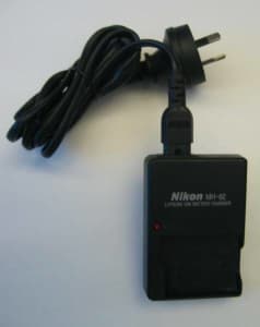 Nikon MH-62 Lithium Ion Battery Charger