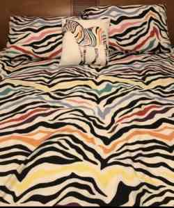 Queen size zebra print quilt cover set with cushion 