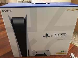 PS5 Disc Edition Console - NEW UNOPENED w Receipt ( PlayStation 5 )