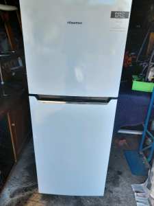 Hisense 230 litre fridge freezer
