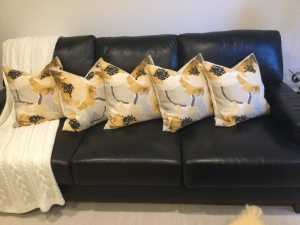 Gorgeous Linen Cushions with Feather Inserts X 5.