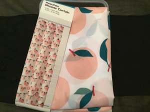 Shower Curtain in Peaches Pattern, New.
