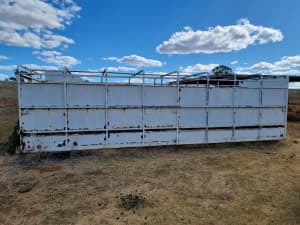 7.5 metre Stock/ Cattle Crate