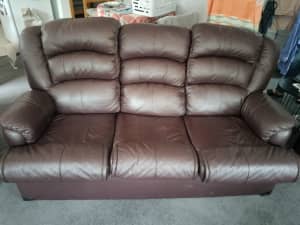 3 Seater Leather Lounge