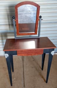 Dressing Table - Metal Legs - One drawer and mirror