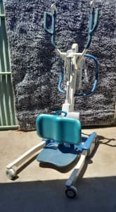 Invacare Roze medical care lifter