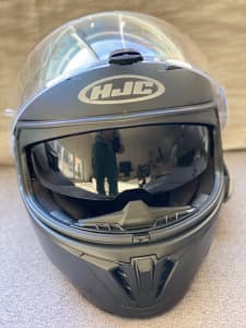 HJC i70 Helmet Black XL