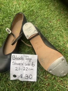 Bloch Black Size 6 ( 21-22cm) Tap Shoes . Pickup from Greystanes.