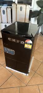 Chiq retro bar fridge & freezer in black and silver