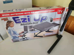 Ezi Up Adjustable Desk