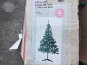 1.82m Columbia pine Christmas tree $55