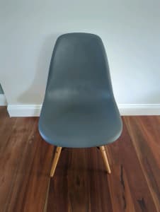 Grey Officeworks chair in new condition. Pick up Ferntree Gully 