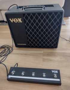VOX VT40X Valverronix Guitar Amp VOX VFS5 Foot Controller