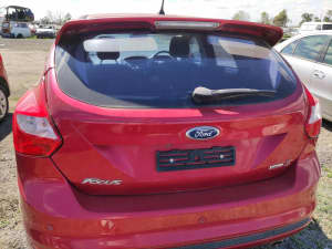 WRECKING FORD FOCUS LW 2012 5D HATCHBACK AUTO 2.0L FITS 2011 TO 2015