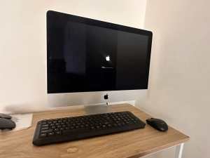 Apple 21.5 inch iMac for Sale