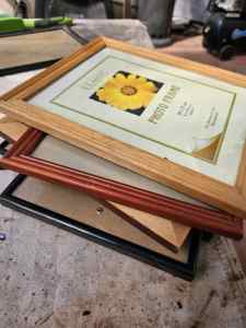 Free picture frames